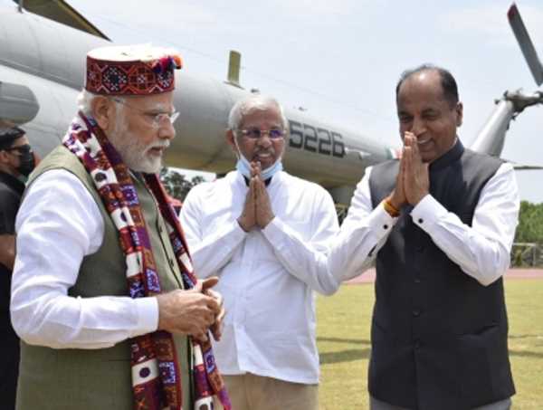 पीएम मोदी के दौरे से पहले हिमाचल में अग्निपथ योजना के विरोध में प्रदर्शन